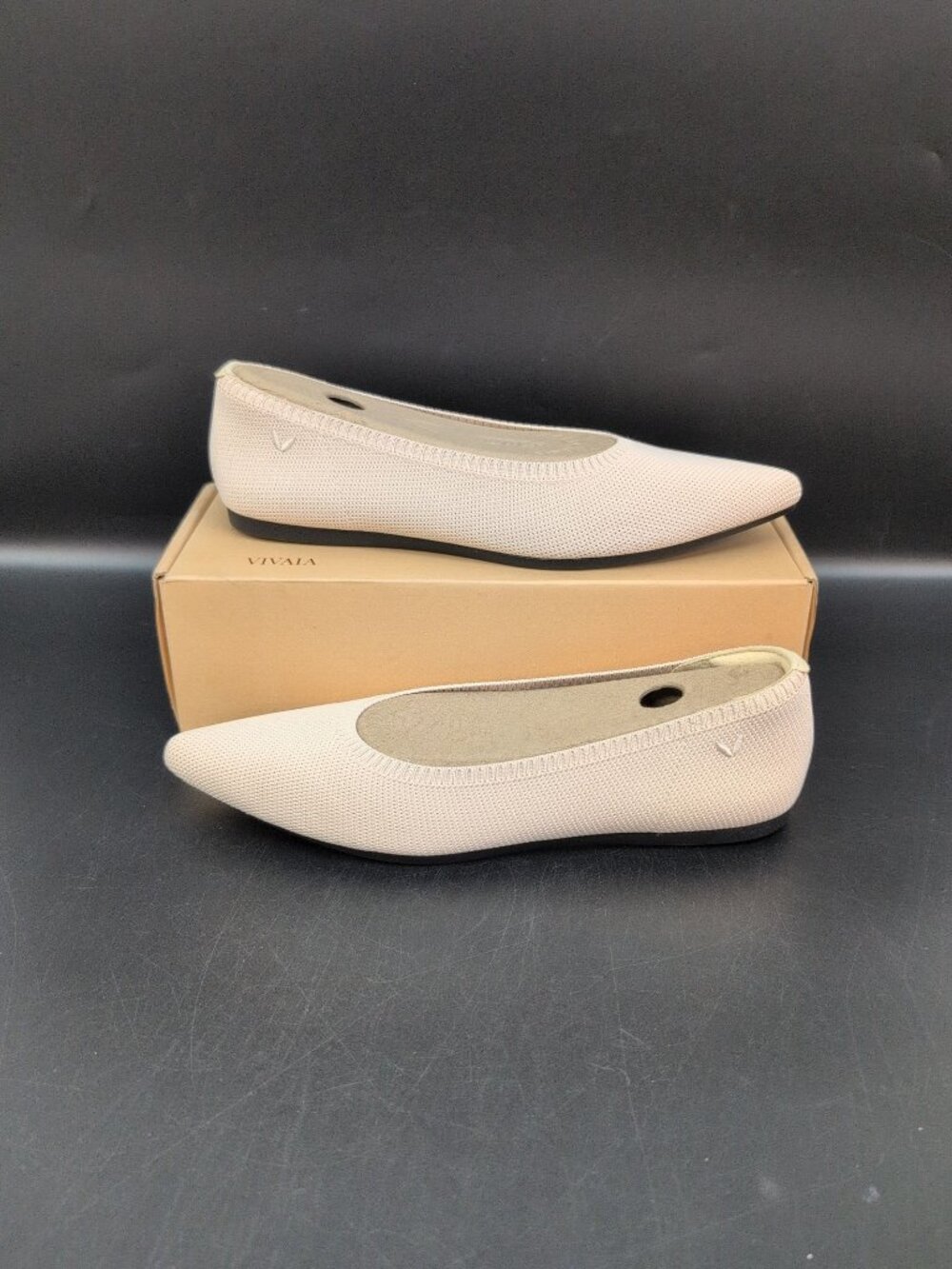 VIVAIA Aria 5 Pointed Toe Women's Ballerina Flat Pumps EUR 39.5 Cream Ivory
